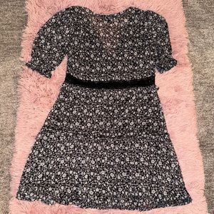 Trixxi Clothing Company, Size XS , Color Black and Grey Print